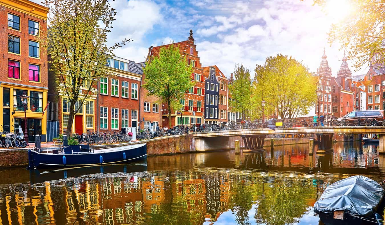 The best neighborhoods in Amsterdam to stay in during your visit 1